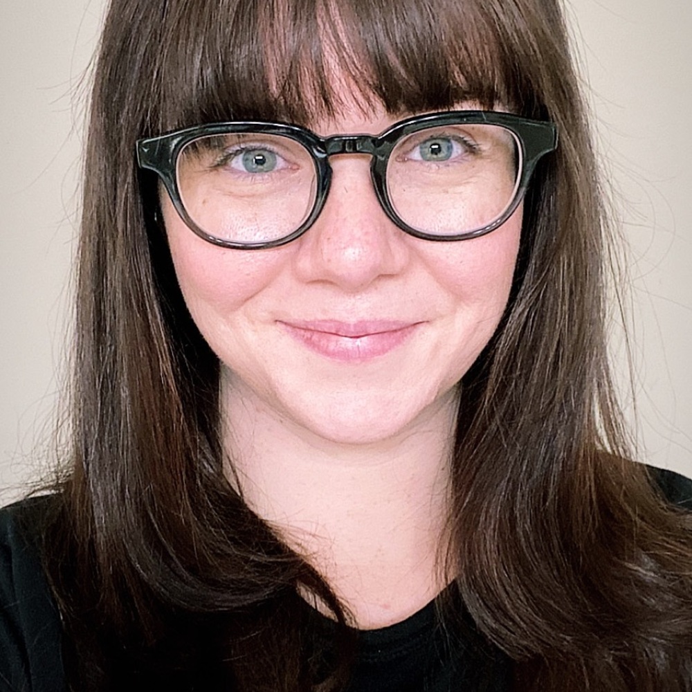 Meet your Posher, Elaine